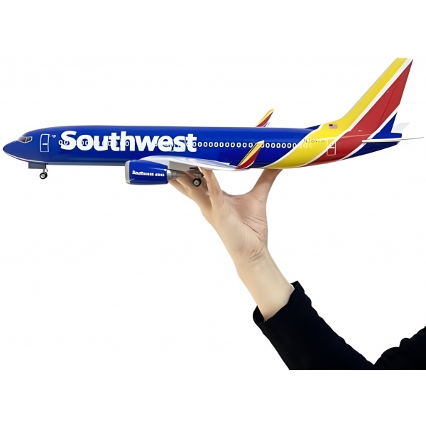 1/85 Boeing 737-800 Southwest, Hazır Yolcu Uçağı Maketi (47 cm)