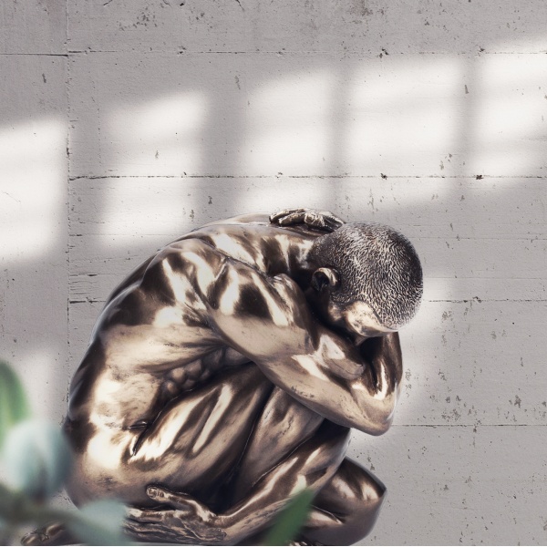 Erkek Body Figürü, Bronz El Boyaması, Dekoratif Heykel 18x11x15 cm