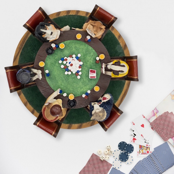 İskambil Oynayan Köpekler Figürü, Renkli El Boyaması, Dekoratif Masa Heykel 22,5x22,5x13,5 cm