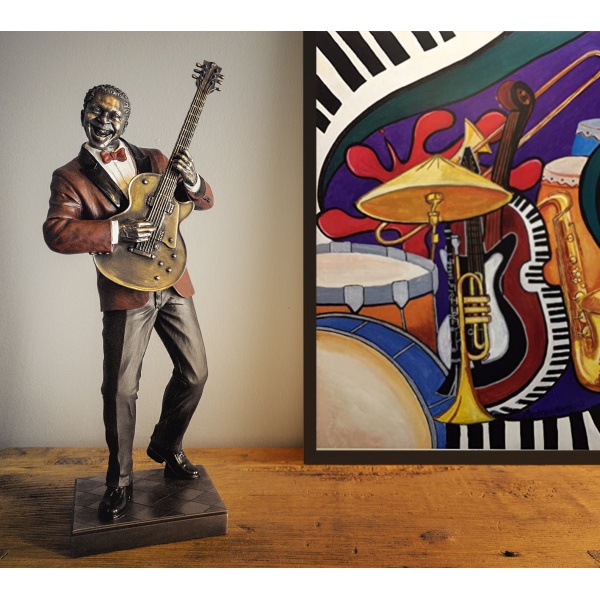 Gitar Sanatçıcı Figürü, Renkli ve Bronz El Boyaması, Dekoratif Heykel 12x10x32.5 cm