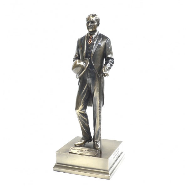 Ayakta Atatürk Figürü, Bronz El Boyaması, Dekoratif Heykel 10,5x10,5x25,5 cm