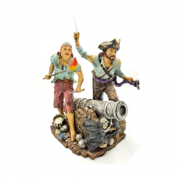 Korsanlar Figürü, El Boyaması 15x14x22 cm