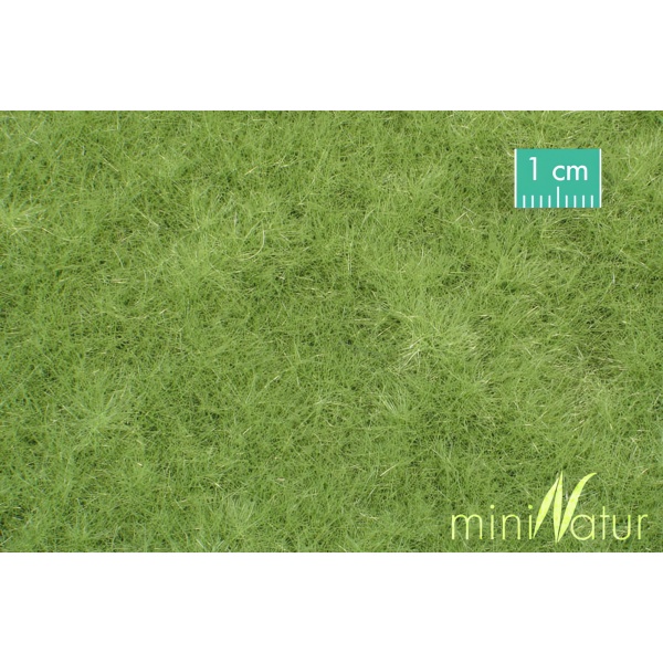 İlkbahar Yeşili Sık Çim Çayır Yüzey (31,5 x 25 cm)