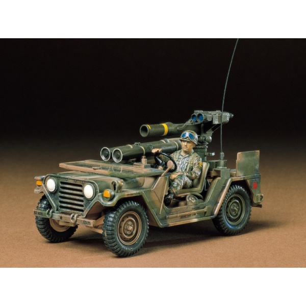 1/35 US. M151A2 with Tow Missile Launcher Plastik Askeri Araç Maket Kiti