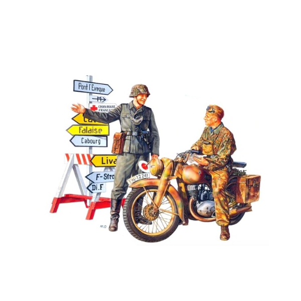 1/35 German Motorcycle Orderly Plastik Askeri Figür Kiti