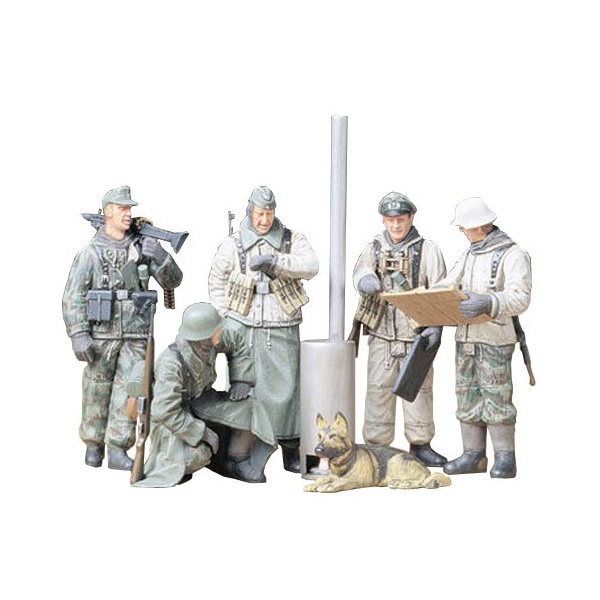 1/35 German Soldiers Field Briefing Plastik Askeri Figür Kiti
