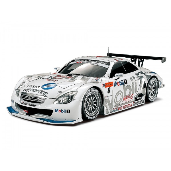 1/24 Lexus Mobil 1 SC 2006 Plastik Araba Maket Kiti