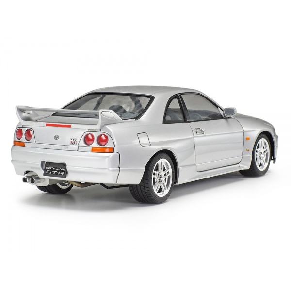 1/24 Nissan Skyline GT-R V-Spec Plastik Maket Kiti