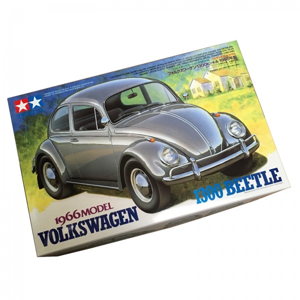 1/24 Volkswagen 1300 Beetle 1966 Model Plastik Araba Maket Kiti
